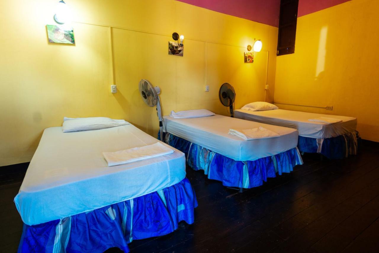 Hostal Lazybones León Pokój zdjęcie