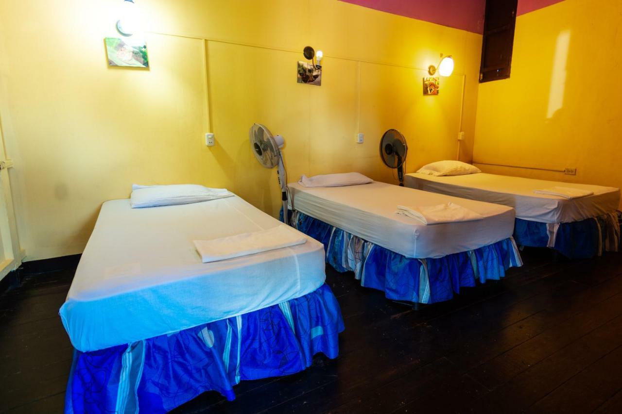 Hostal Lazybones León Zewnętrze zdjęcie