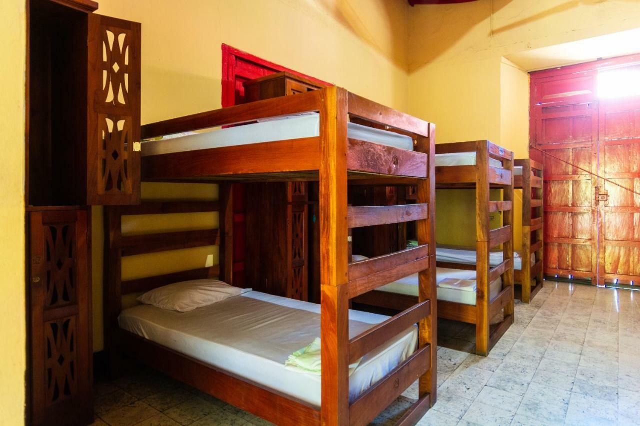 Hostal Lazybones León Zewnętrze zdjęcie