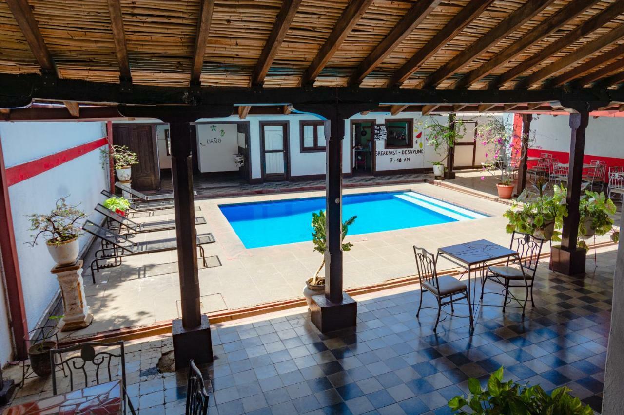 Hostal Lazybones León Zewnętrze zdjęcie