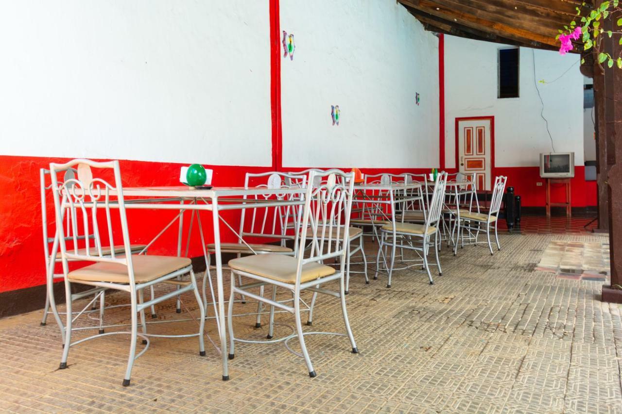 Hostal Lazybones León Zewnętrze zdjęcie