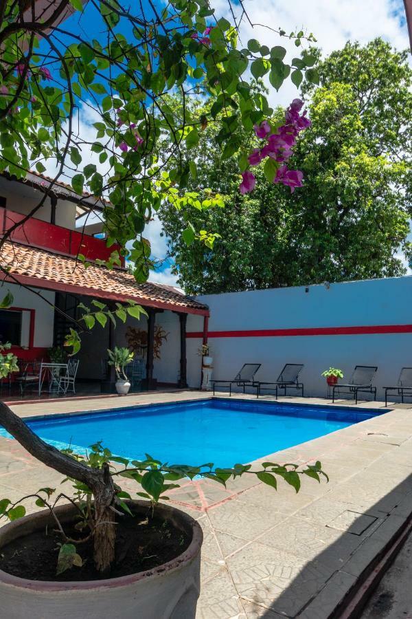 Hostal Lazybones León Zewnętrze zdjęcie