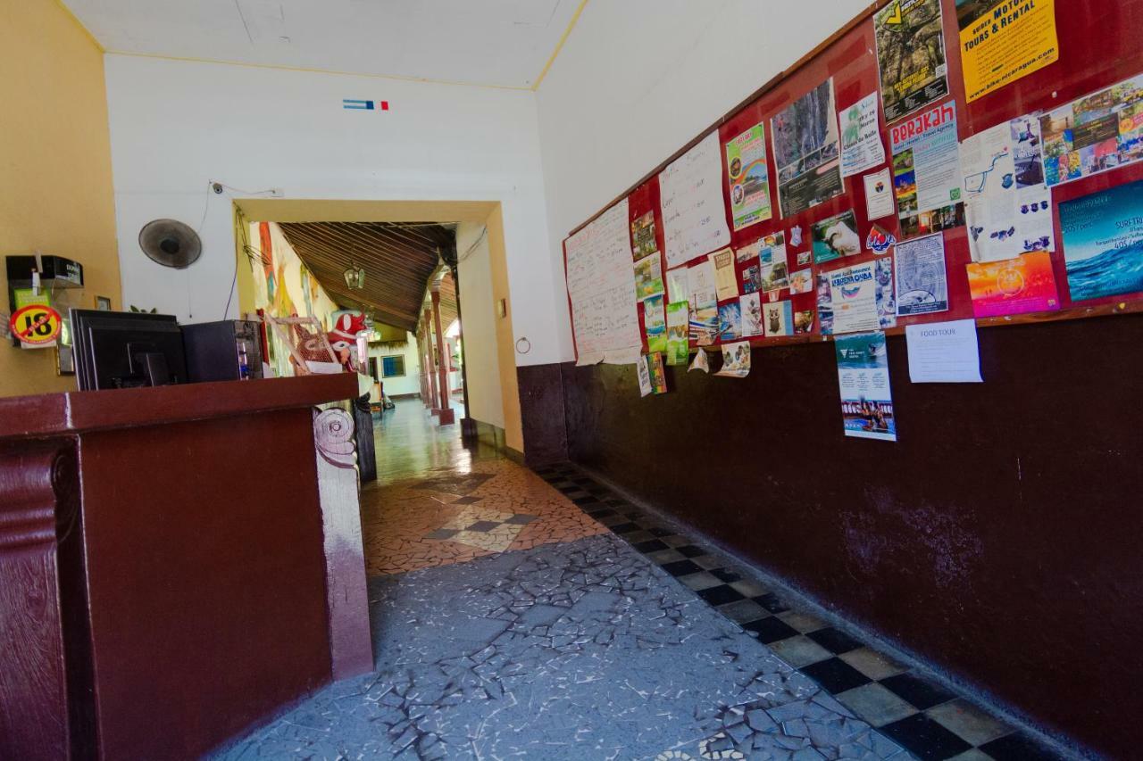 Hostal Lazybones León Zewnętrze zdjęcie