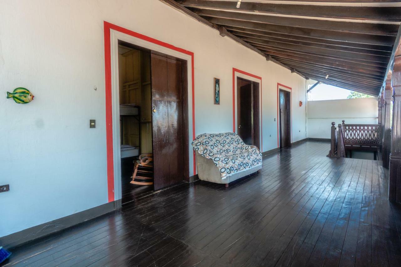 Hostal Lazybones León Zewnętrze zdjęcie